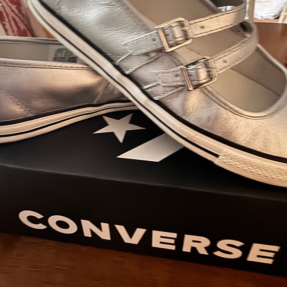 Converse Kids Metallic Silver Strap Sneakers - Picture 1 of 2